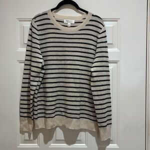 Nordstrom nwot  100% cashmere crewneck Striped oatmeal and Black Sweater